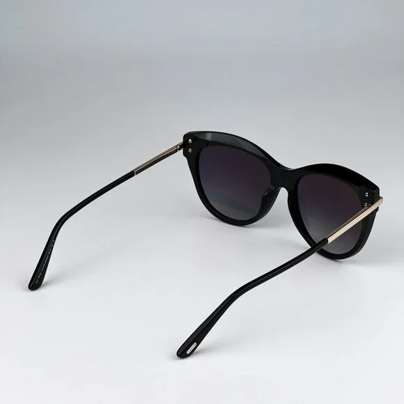 Tom Ford FT0821/S KIRA 01D Sunglasses Black Polarized Gradient Cat Eye Women